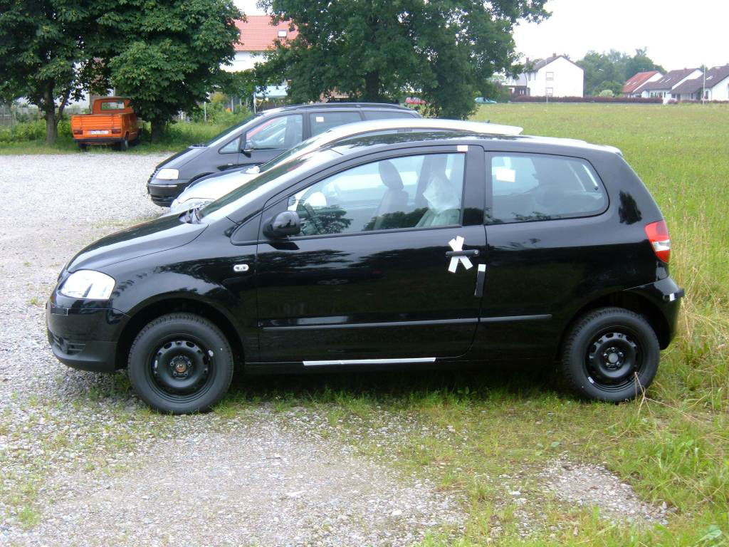 2005VolkswagenFox05