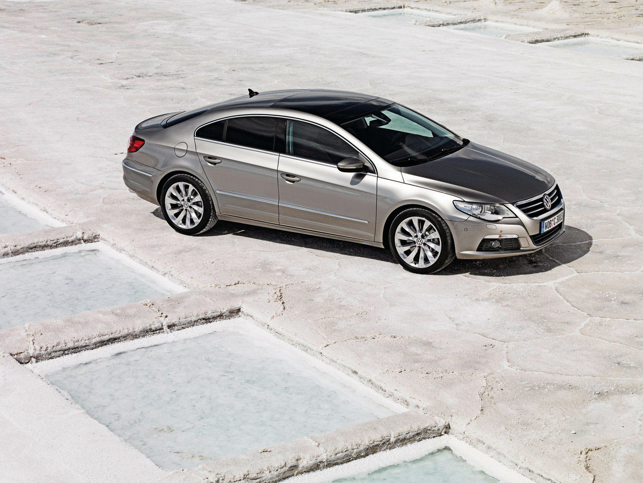volkswagen-passat-cc_31